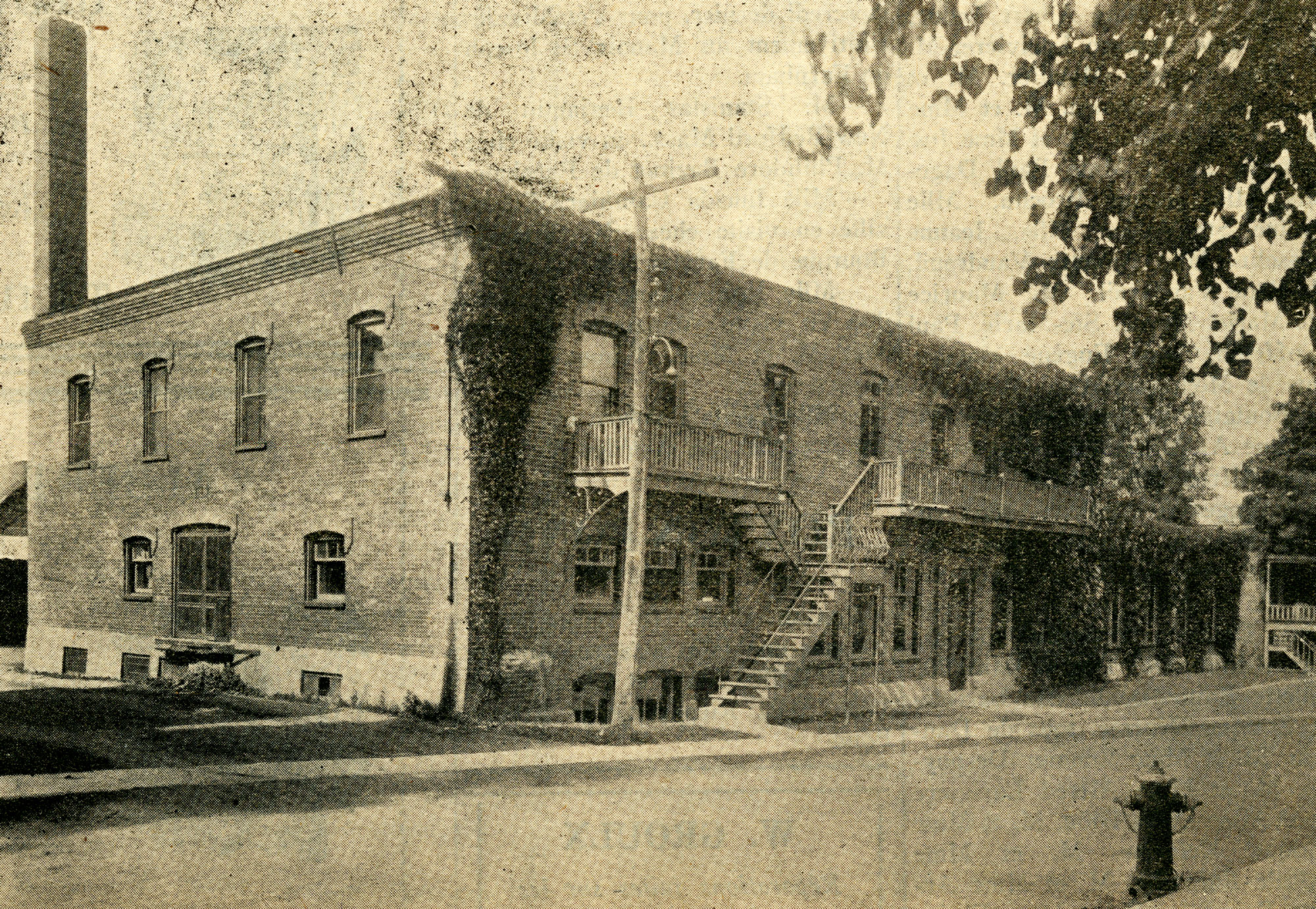 La Laiterie de Granby, rue Victoria, en 1935. (La Voix de l’Est, 26 septembre 1935, p.1)